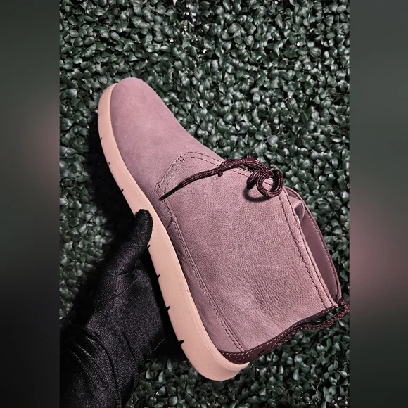 Men's UGG Chukka Boots - Brown - Picture 3 of 6